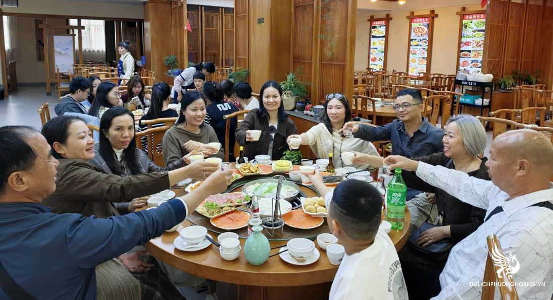 tour-le-giang-5n4d-|-ha-noi-le-giang-shangrila-|-bay-charter-lucky_11